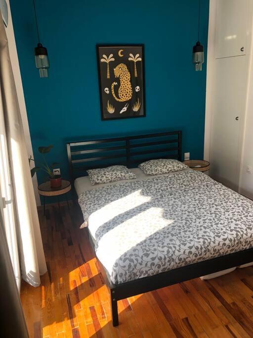 2 Mon-keys Apartment *