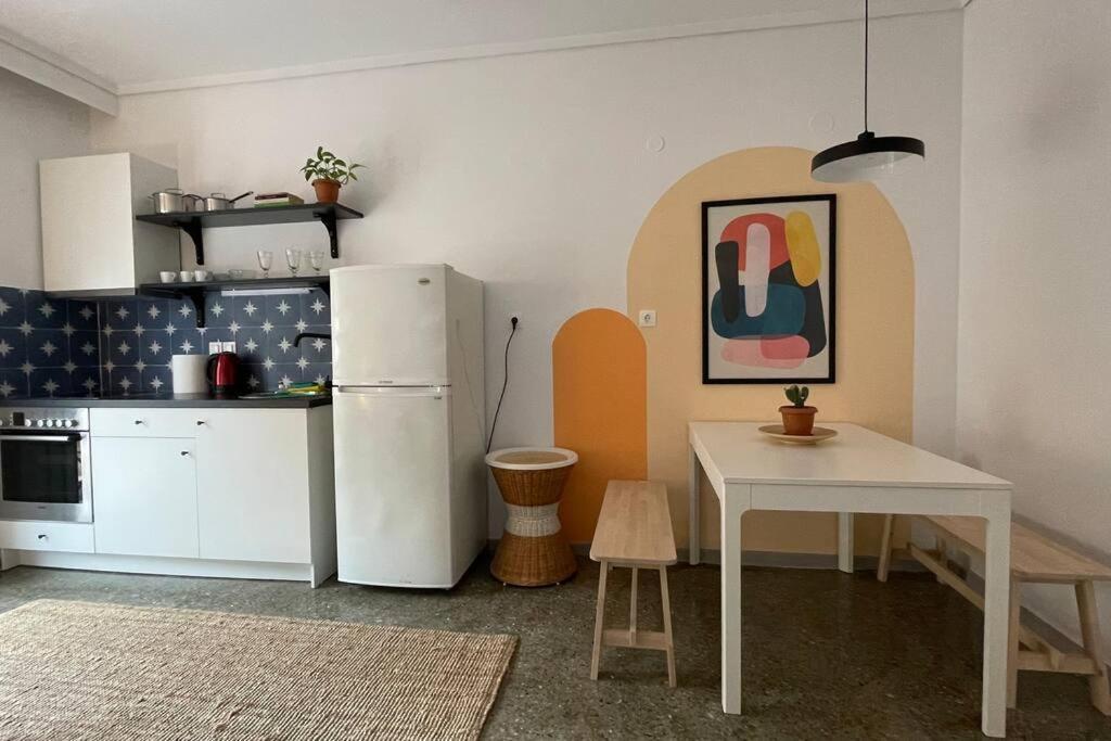 2 Mon-keys Apartment