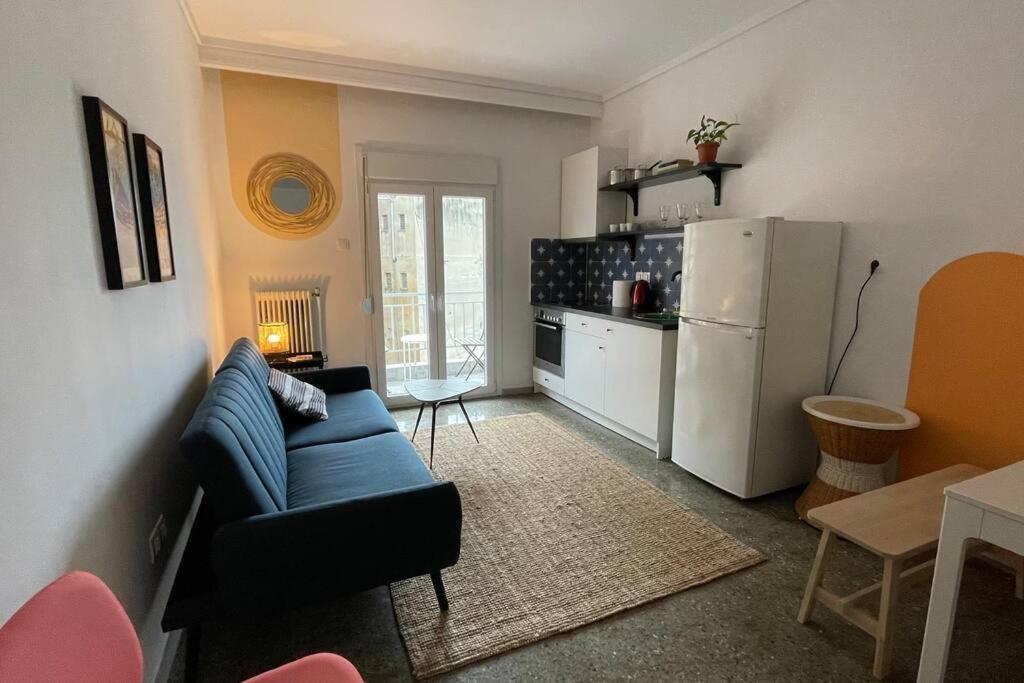 2 Mon-keys Apartment